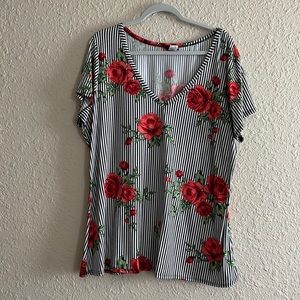Rue+ Floral & Striped V-Neck Blouse. 4X